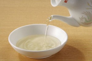 Cách đánh bay mùi hôi trong tủ lạnh