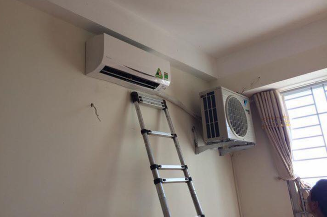 Có nên lắp cả dàn nóng và dàn lạnh của điều hòa vào chung 1 phòng không?