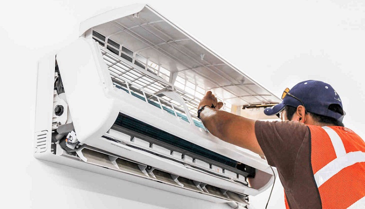 Điều hòa có hiện tượng lạ phải làm sao?