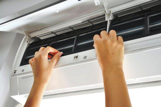 Làm gì khi điều hòa kêu to?