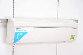 ma-loi-e1-dieu-hoa-daikin-loi-cj-cach-sua